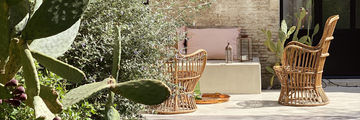 Just Jump Article Banner - Buying an investment property in France