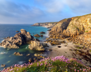 Just Jump Blog Banner - Where do most Americans live in France