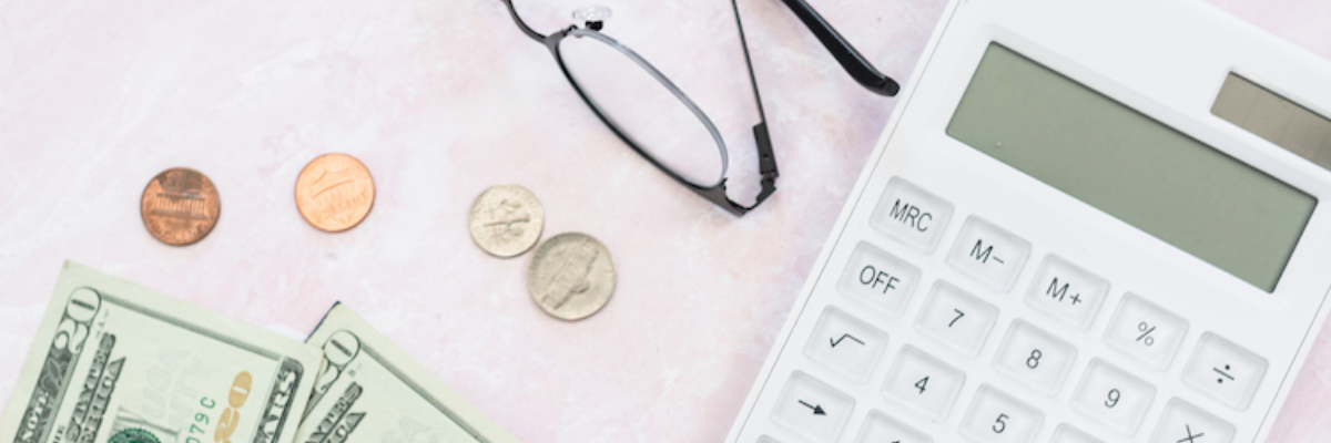 Just Jump Article Banner - Navigating Finances in France