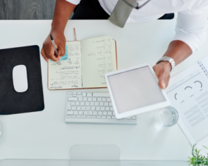 How much does it cost to set up a business in France