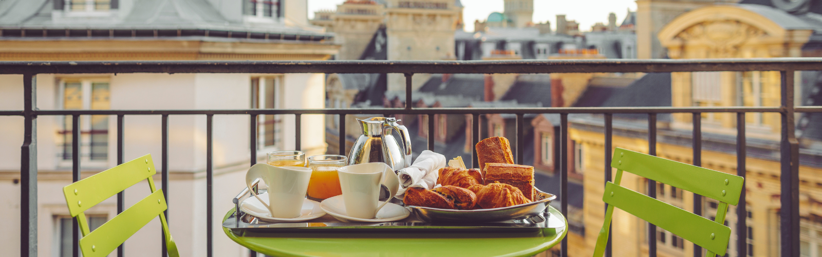 Just Jump Article Banner - top 5 neighbourhood in Paris for Buyers