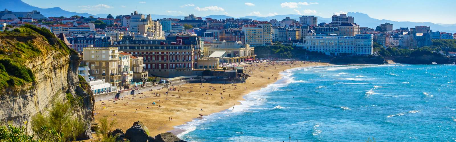 Just Jump Article Banner - How to Negotiate Abroad Buying Your Overseas Property at the Best Price