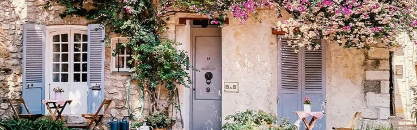 Just Jump Article Banner - How Exchange Rates Can Affect Your Property Purchase in France