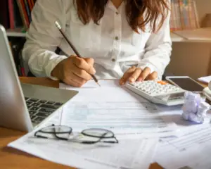 Just Jump Blog Banner - How to Budget for a Move to France (or Abroad)