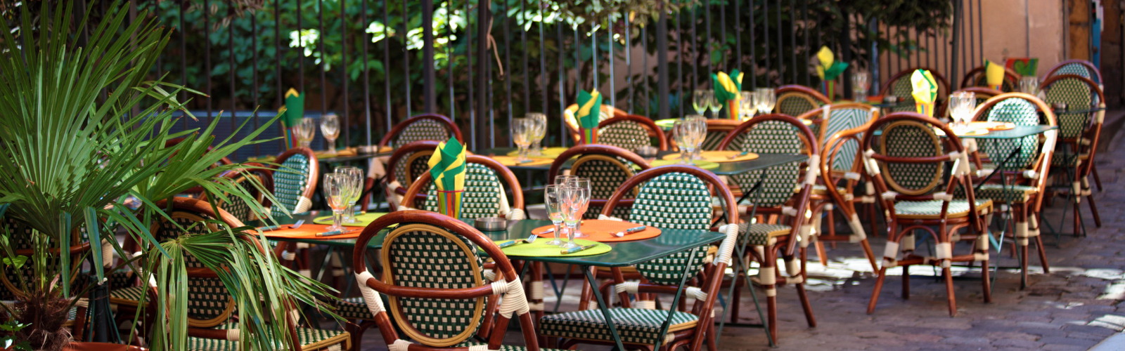 Cultural Differences in France from the Perspective of American Expats in France