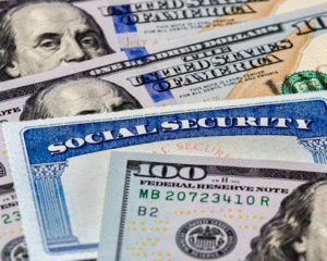How to handle US social security payments while living in France