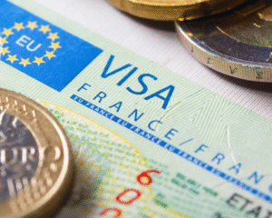 Visas for moving to France in 2026