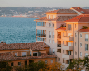 Renting in France in August & September_ Timing your search for a long-term rental