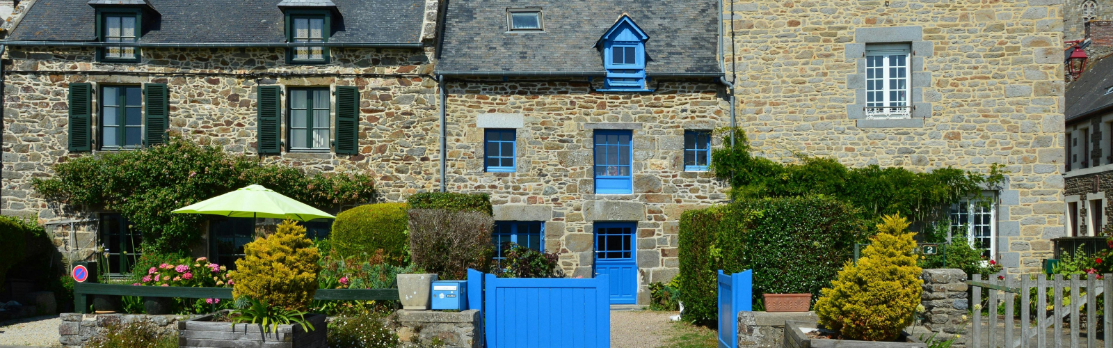 Owning property in France as a couple_ What happens if one of you dies