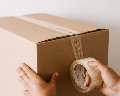 How Expats Handle Shipping and Storage When Moving to France