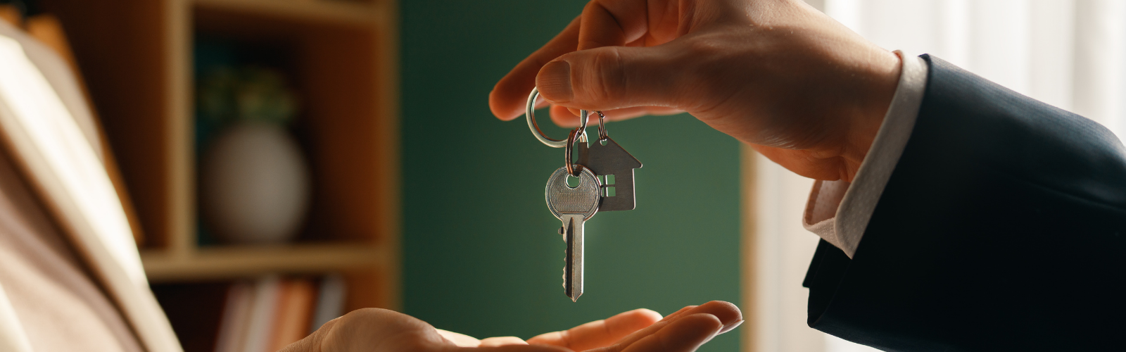 How Are Agency Fees Calculated When Renting in France